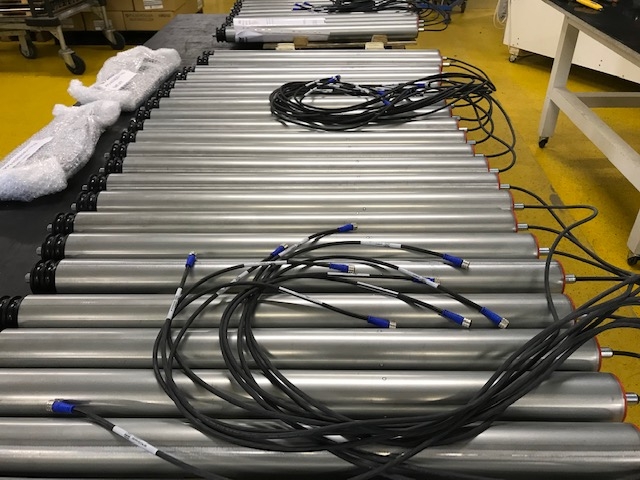 製品（モーターローラー）