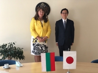 Minister Sacheva and Ambassador Narahira