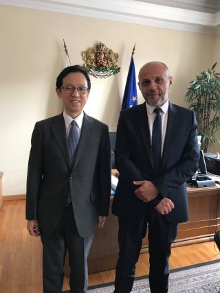 Deputy Prime Minister Donchev and Ambassador Narahira