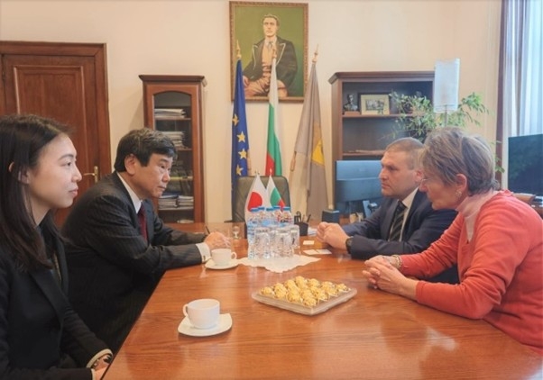 Посещение на посланик Суми в Плевен