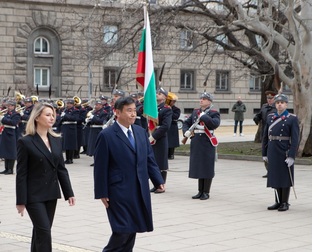 Посланик Суми връчи акредитивните си писма на президента Йотова